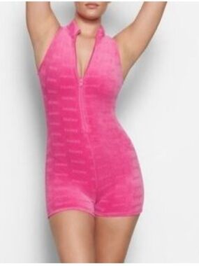 🌸🌸SKIMS Terry Signature Swim Cover-up/Romper🩷🩷